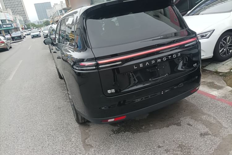 Used Leapmotor C16 2026 Extended-Range 280 LiDAR Zhizun Edition 6 Seats Rear Left 45 Deg