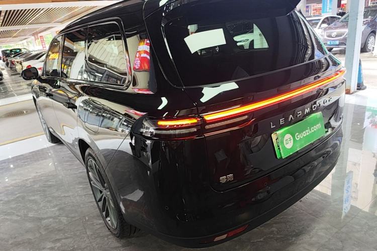 Used Leapmotor C16 2026 Extended-Range 280 LiDAR Zhizun Edition 6 Seats Rear Left 45 Deg