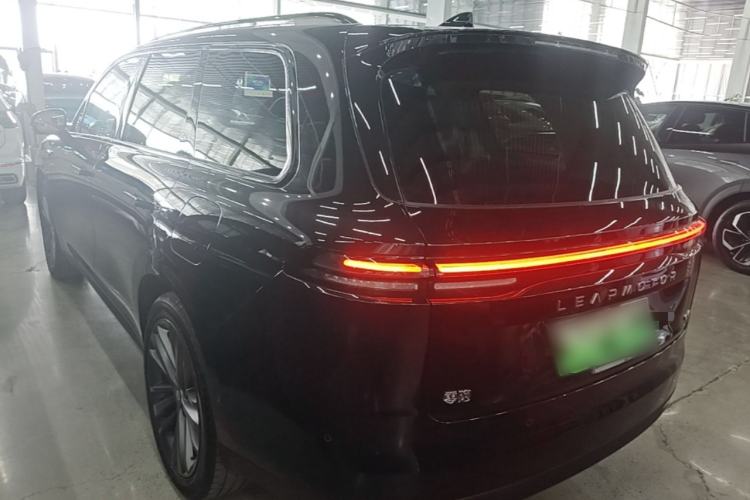 Used Leapmotor C16 2026 Extended-Range 280 LiDAR Zhizun Edition 6 Seats Rear Left 45 Deg