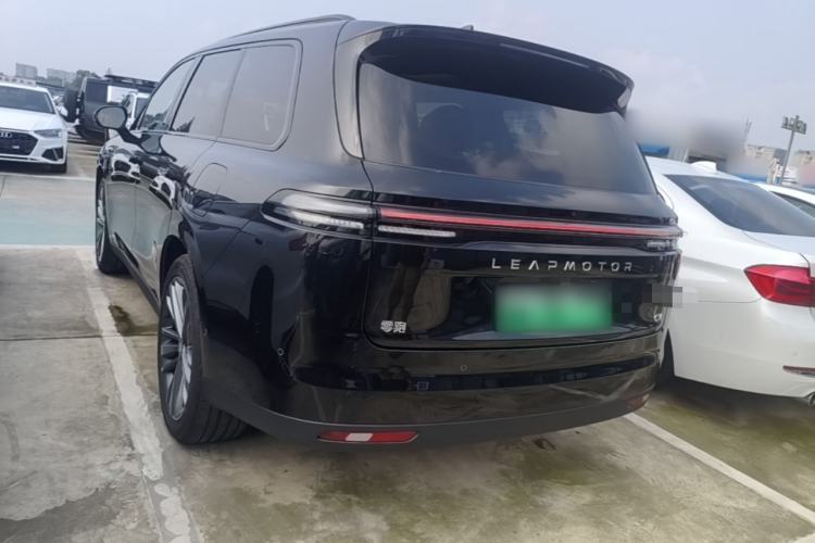 Used Leapmotor C16 2026 Extended-Range 280 LiDAR Zhizun Edition 6 Seats Rear Left 45 Deg