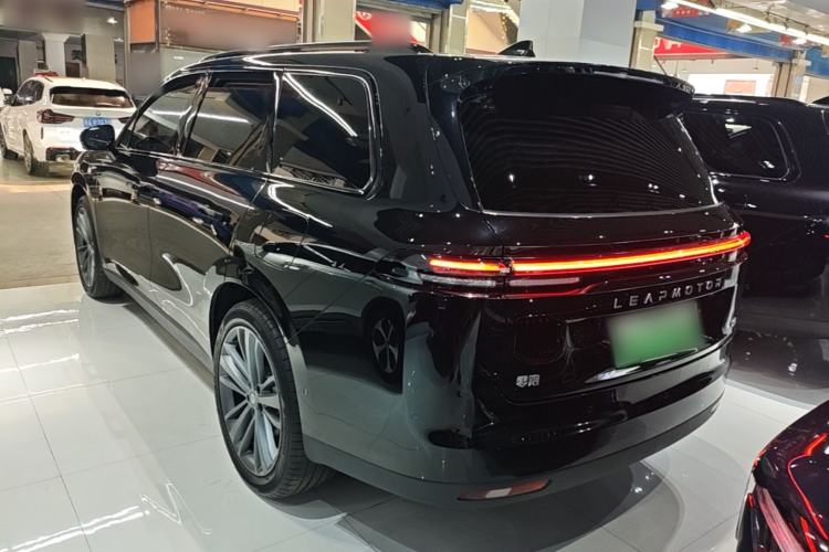 Used Leapmotor C16 2026 Extended-Range 280 LiDAR Zhizun Edition 6 Seats Rear Left 45 Deg