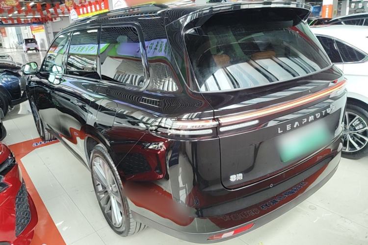 Used Leapmotor C16 2026 Extended-Range 280 LiDAR Zhizun Edition 6 Seats Rear Left 45 Deg