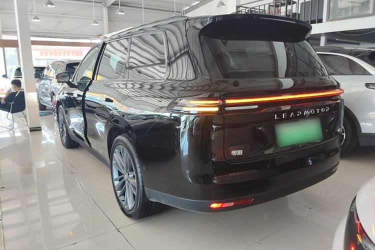 Used Leapmotor C16 2026 Extended-Range 280 LiDAR Zhizun Edition 6 Seats Rear Left 45 Deg