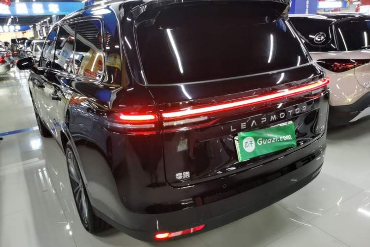 Used Leapmotor C16 2026 Extended-Range 280 LiDAR Zhizun Edition 6 Seats Rear Left 45 Deg