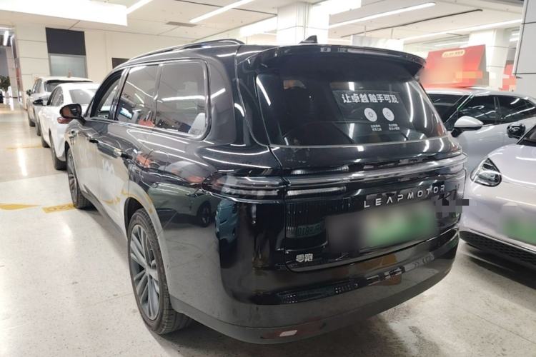 Used Leapmotor C16 2026 Extended-Range 280 LiDAR Zhizun Edition 6 Seats Rear Left 45 Deg