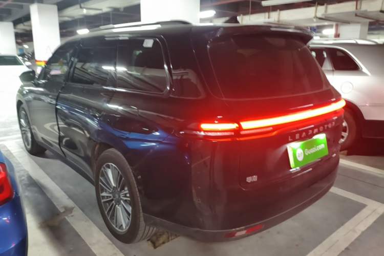 Used Leapmotor C16 2026 Range-Extended 200 Prestige 6-Seater Rear Left 45 Deg