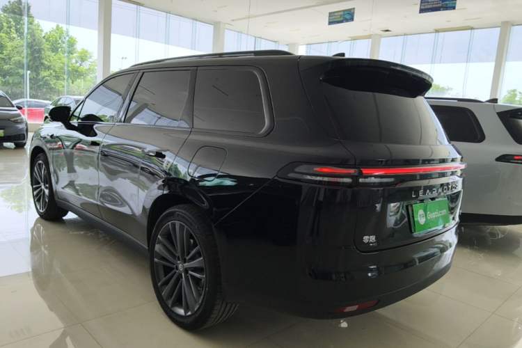 Used Leapmotor C16 2026 Extended-Range 280 LiDAR Zhizun Edition 6 Seats Rear Left 45 Deg