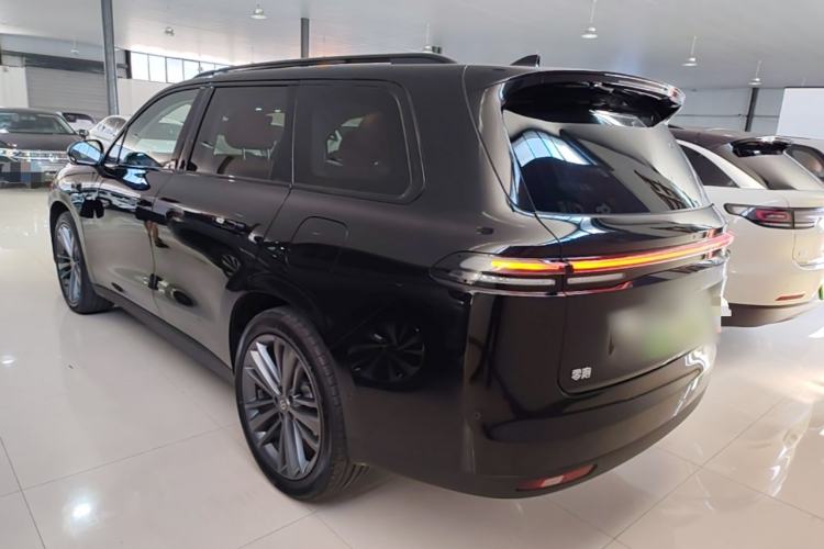 Used Leapmotor C16 2026 Extended-Range 280 LiDAR Zhizun Edition 6 Seats Rear Left 45 Deg
