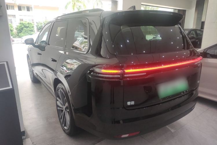 Used Leapmotor C16 2026 Extended-Range 280 LiDAR Zhizun Edition 6 Seats Rear Left 45 Deg