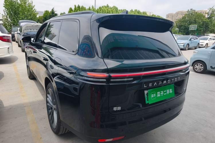 Used Leapmotor C16 2026 Extended-Range 280 LiDAR Zhizun Edition 6 Seats Rear Left 45 Deg