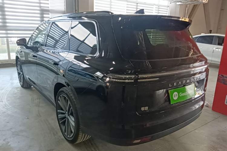 Used Leapmotor C16 2026 Extended-Range 280 LiDAR Zhizun Edition 6 Seats Rear Left 45 Deg