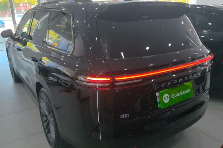 Used Leapmotor C16 2026 Extended-Range 280 LiDAR Zhizun Edition 6 Seats Rear Left 45 Deg