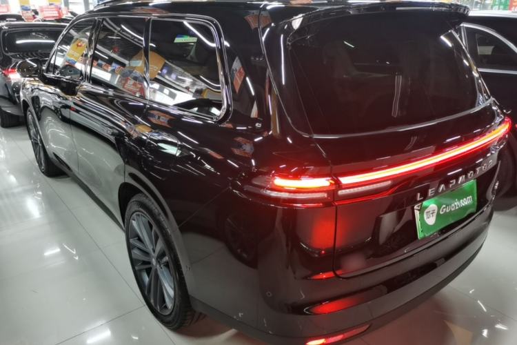 Used Leapmotor C16 2026 Extended-Range 280 LiDAR Zhizun Edition 6 Seats Rear Left 45 Deg