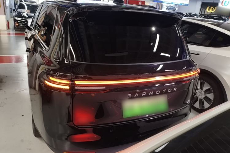Used Leapmotor C16 2026 Extended-Range 280 LiDAR Zhizun Edition 6 Seats Rear