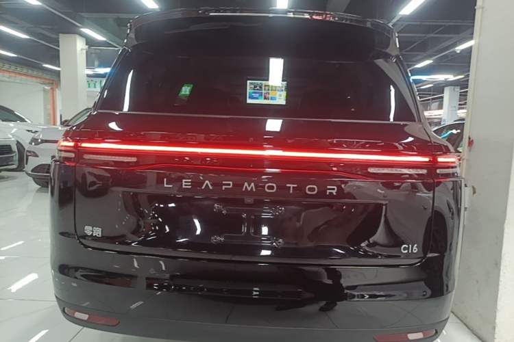 Used Leapmotor C16 2026 Extended-Range 280 LiDAR Zhizun Edition 6 Seats Rear