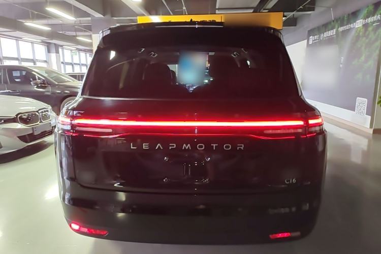 Used Leapmotor C16 2026 Extended-Range 280 LiDAR Zhizun Edition 6 Seats Rear