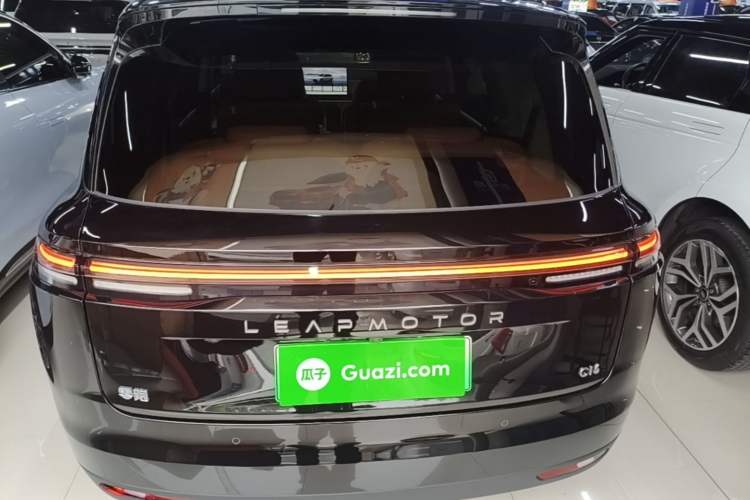 Used Leapmotor C16 2026 Extended-Range 280 LiDAR Zhizun Edition 6 Seats Rear