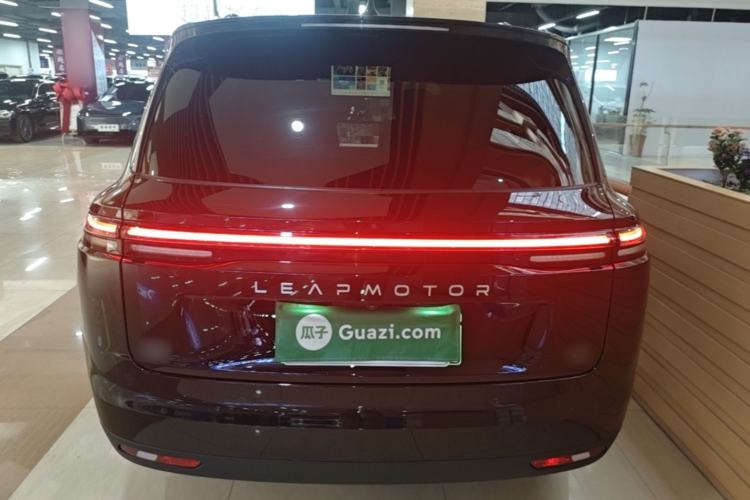Used Leapmotor C16 2026 Extended-Range 280 LiDAR Zhizun Edition 6 Seats Rear