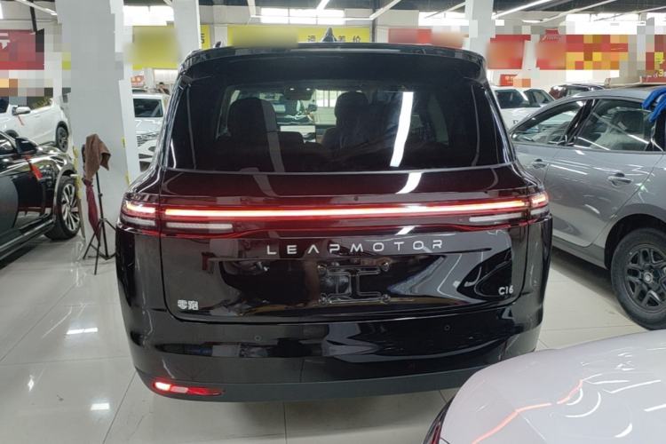 Used Leapmotor C16 2026 Extended-Range 280 LiDAR Zhizun Edition 6 Seats Rear