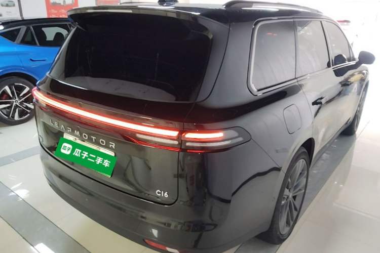 Used Leapmotor C16 2026 Extended-Range 280 LiDAR Zhizun Edition 6 Seats Rear Right 45 Deg