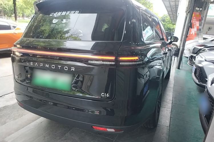 Used Leapmotor C16 2026 Extended-Range 280 LiDAR Zhizun Edition 6 Seats Rear Right 45 Deg