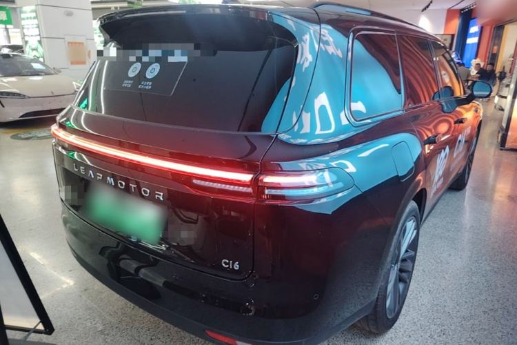 Used Leapmotor C16 2026 Extended-Range 280 LiDAR Zhizun Edition 6 Seats Rear Right 45 Deg
