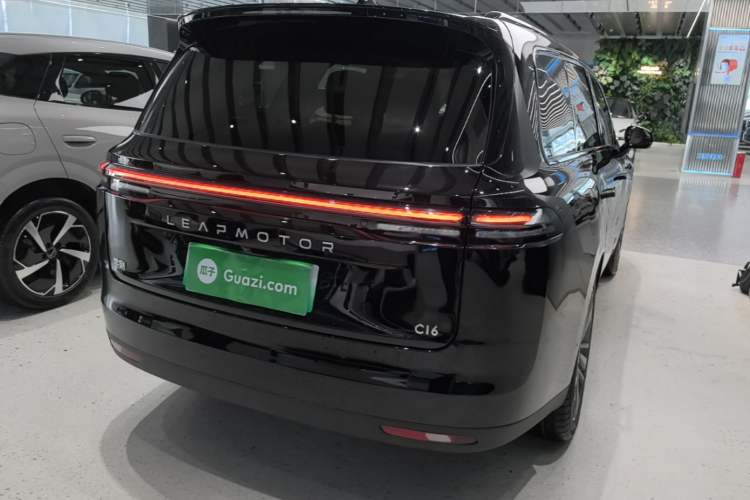 Used Leapmotor C16 2026 Extended-Range 280 LiDAR Zhizun Edition 6 Seats Rear Right 45 Deg
