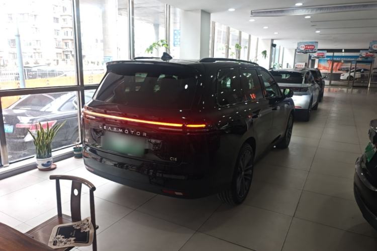 Used Leapmotor C16 2026 Extended-Range 280 LiDAR Zhizun Edition 6 Seats Rear Right 45 Deg