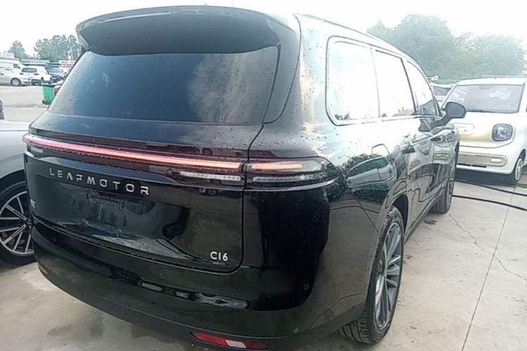 Used Leapmotor C16 2026 Extended-Range 280 LiDAR Zhizun Edition 6 Seats Rear Right 45 Deg