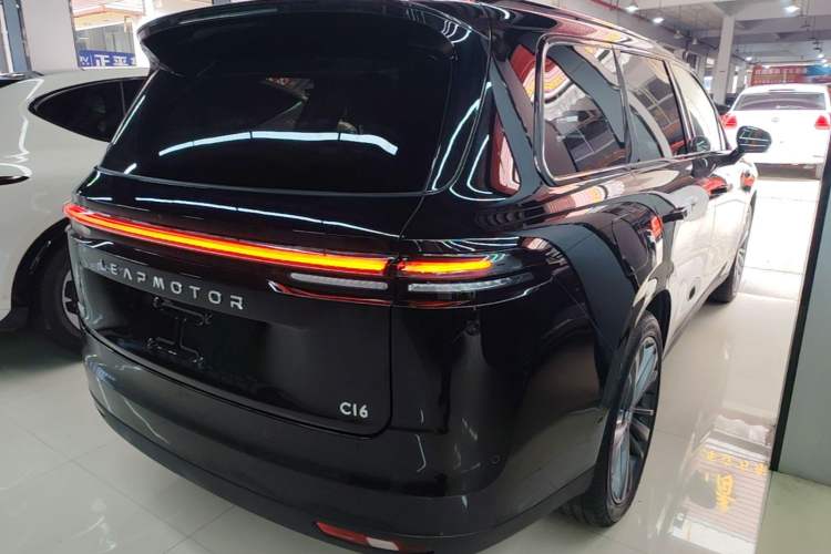 Used Leapmotor C16 2026 Extended-Range 280 LiDAR Zhizun Edition 6 Seats Rear Right 45 Deg