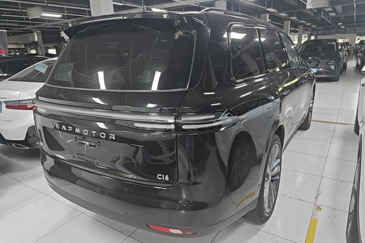 Used Leapmotor C16 2026 Extended-Range 280 LiDAR Zhizun Edition 6 Seats Rear Right 45 Deg