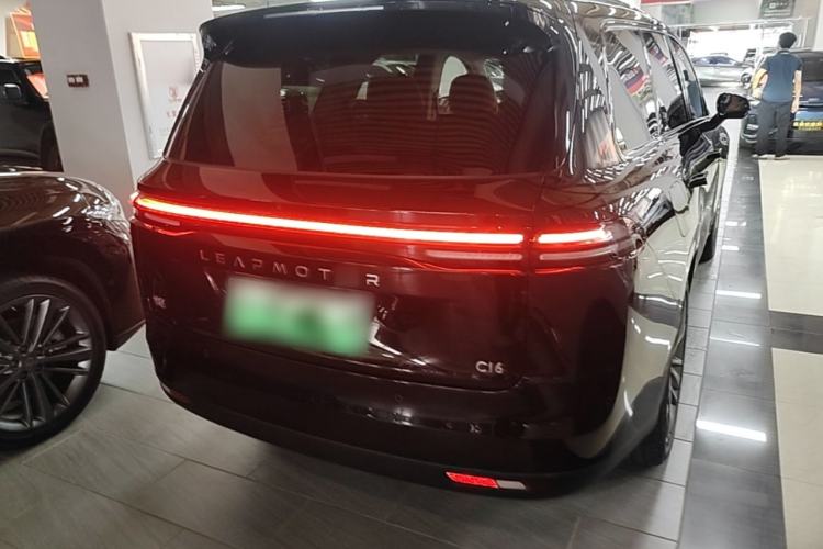 Used Leapmotor C16 2026 Extended-Range 280 LiDAR Zhizun Edition 6 Seats Rear Right 45 Deg