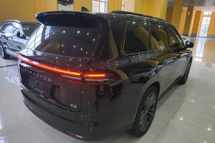 Used Leapmotor C16 2026 Extended-Range 280 LiDAR Zhizun Edition 6 Seats Rear Right 45 Deg