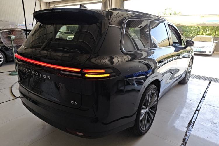 Used Leapmotor C16 2026 Extended-Range 280 LiDAR Zhizun Edition 6 Seats Rear Right 45 Deg