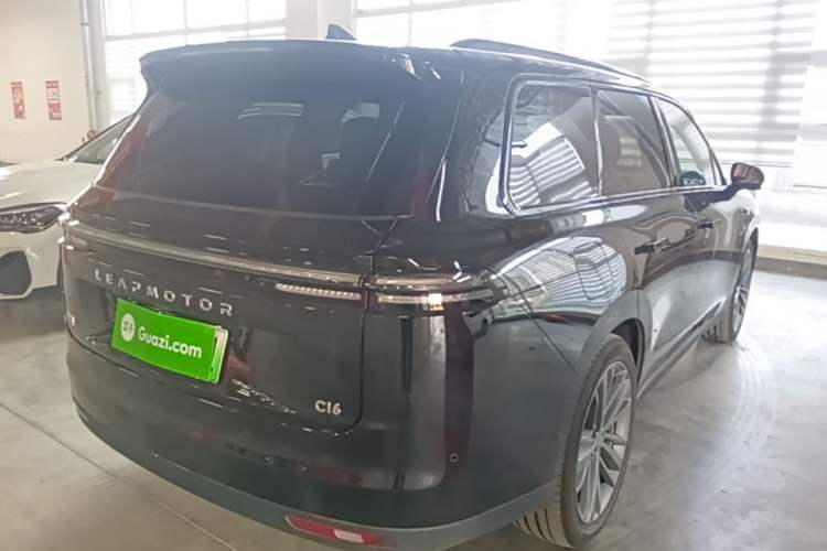 Used Leapmotor C16 2026 Extended-Range 280 LiDAR Zhizun Edition 6 Seats Rear Right 45 Deg
