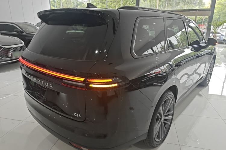 Used Leapmotor C16 2026 Extended-Range 280 LiDAR Zhizun Edition 6 Seats Rear Right 45 Deg