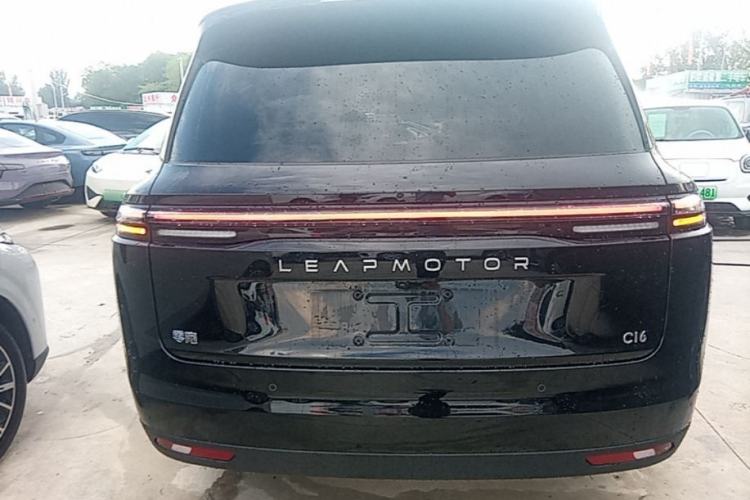 Used Leapmotor C16 2026 Extended-Range 280 LiDAR Zhizun Edition 6 Seats Rear