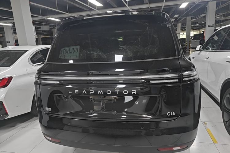 Used Leapmotor C16 2026 Extended-Range 280 LiDAR Zhizun Edition 6 Seats Rear