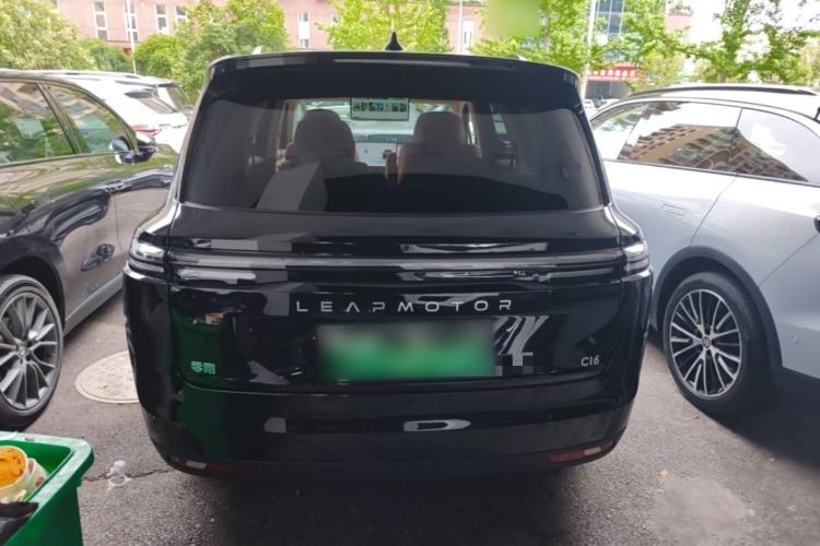 Used Leapmotor C16 2026 Extended-Range 280 LiDAR Zhizun Edition 6 Seats Rear