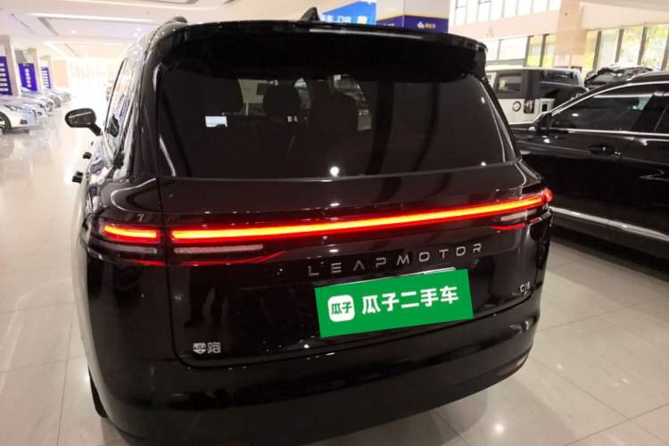 Used Leapmotor C16 2026 Extended-Range 280 LiDAR Zhizun Edition 6 Seats Rear