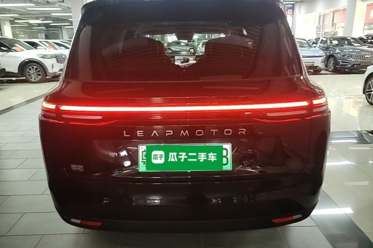 Used Leapmotor C16 2026 Extended-Range 280 LiDAR Zhizun Edition 6 Seats Rear