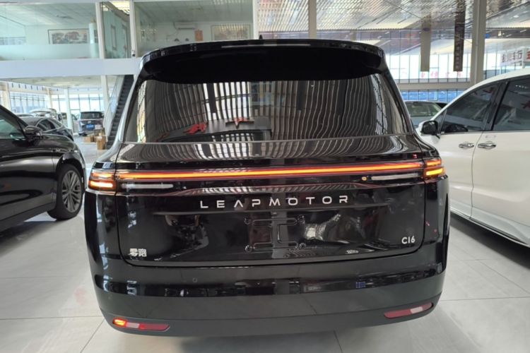 Used Leapmotor C16 2026 All-Electric 630 LiDAR Zhizun Edition 6 Seats Rear