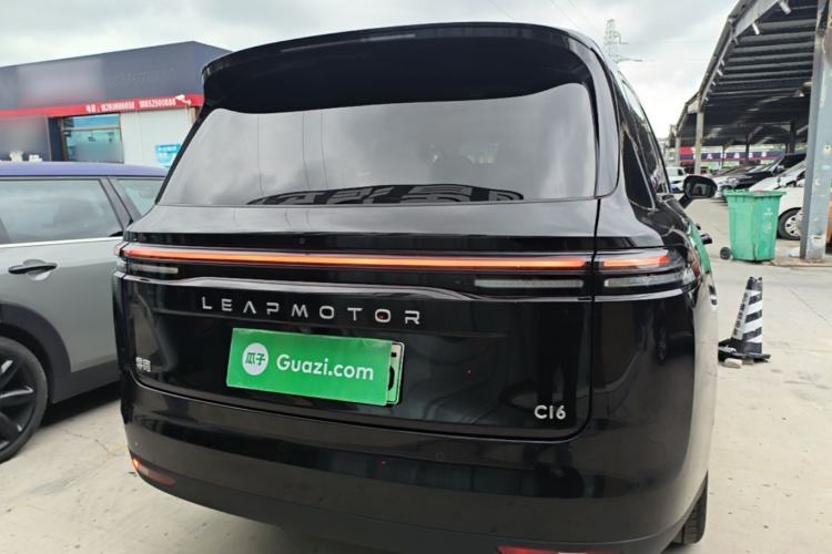 Used Leapmotor C16 2026 Extended-Range 280 LiDAR Zhizun Edition 6 Seats Rear