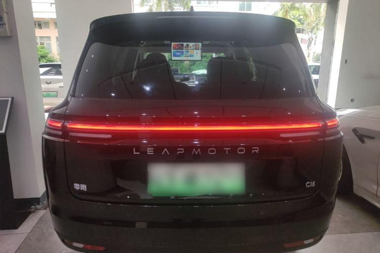 Used Leapmotor C16 2026 Extended-Range 280 LiDAR Zhizun Edition 6 Seats Rear