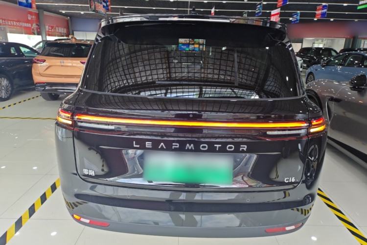 Used Leapmotor C16 2026 Extended-Range 280 LiDAR Zhizun Edition 6 Seats Rear