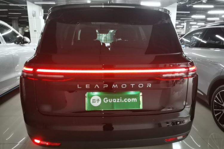 Used Leapmotor C16 2026 Extended-Range 280 LiDAR Zhizun Edition 6 Seats Rear