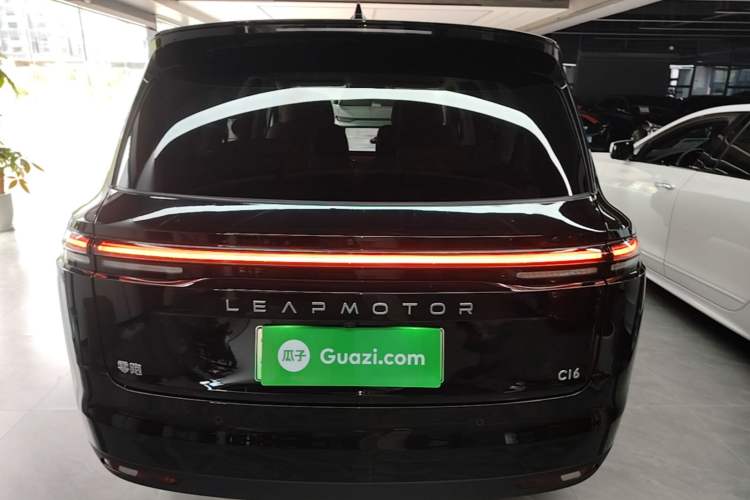 Used Leapmotor C16 2026 Extended-Range 280 LiDAR Zhizun Edition 6 Seats Rear