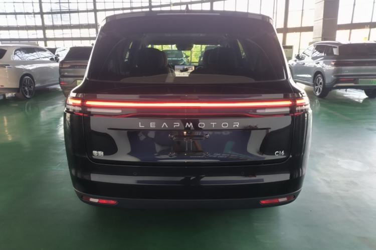 Used Leapmotor C16 2026 Extended-Range 280 LiDAR Zhizun Edition 6 Seats Rear