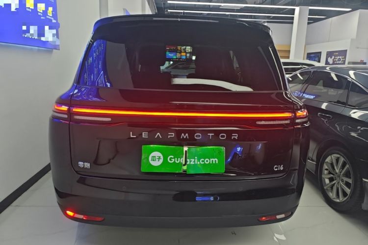 Used Leapmotor C16 2026 Extended-Range 280 LiDAR Zhizun Edition 6 Seats Rear