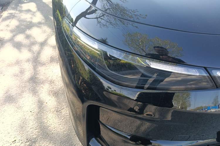 Used Leapmotor C16 2026 Extended-Range 280 LiDAR Zhizun Edition 6 Seats Right Front Headlight